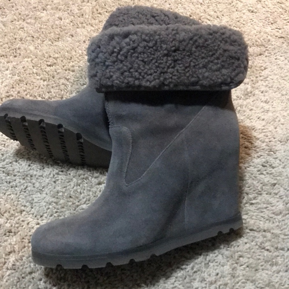 Ugg wedge boot